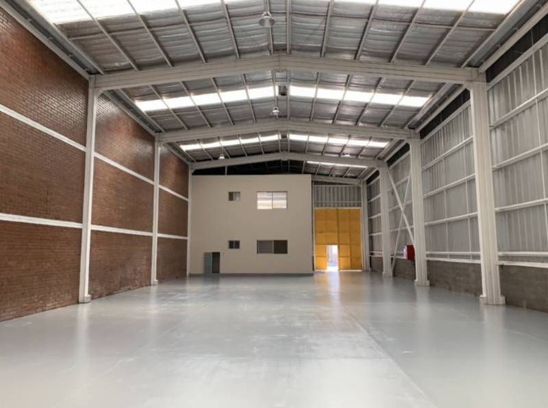 GALPN C/ OFICINA EN CONDOMINIO - VALLE GRANDE-LA MONTAA...             